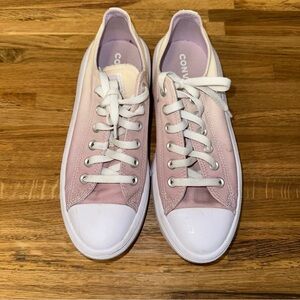 Women’s Size 9 Converse Chuck Taylor All Star Move Low 'Ombre - Pale Amethyst'